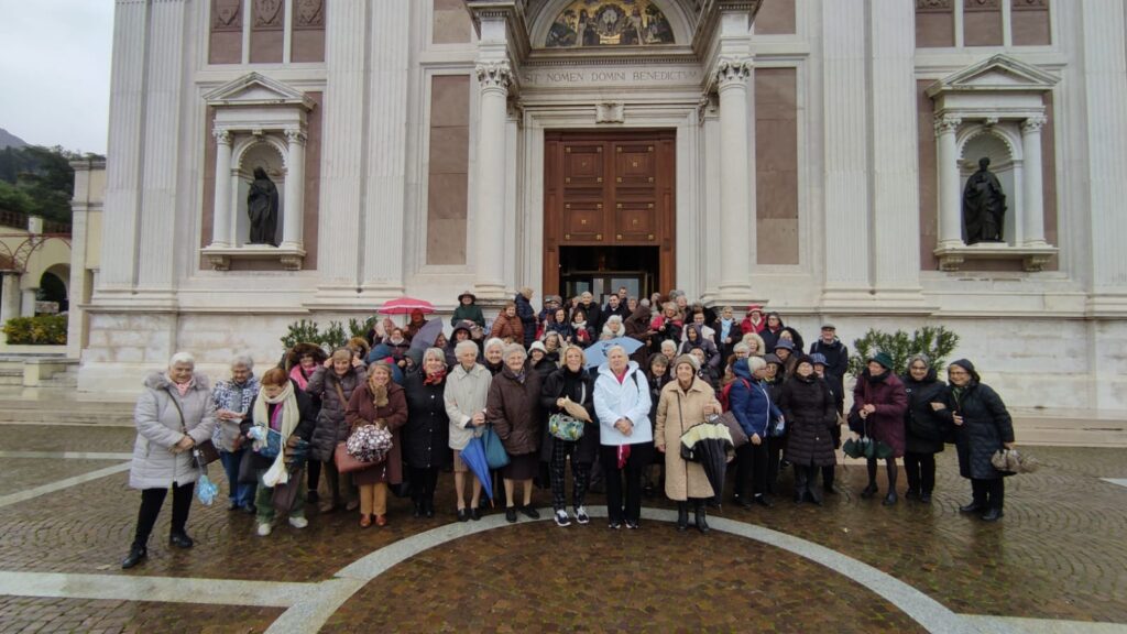 130 partecipanti ritiro natalizio al santuario del Bambin di Praga di Arenzano
